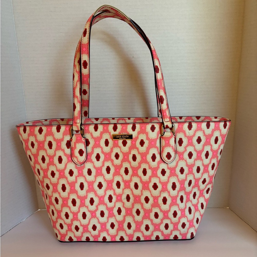 Kate Spade Pink and White Geometric Tote